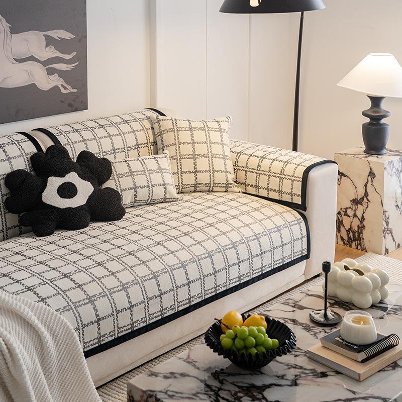 

Xiaoxiangfeng Chenier Sofa Cushion New Four-Season Universal Non-Slip Advanced Sense Straight Row Seat Cushion Cover Cover Cloth 70*70cm