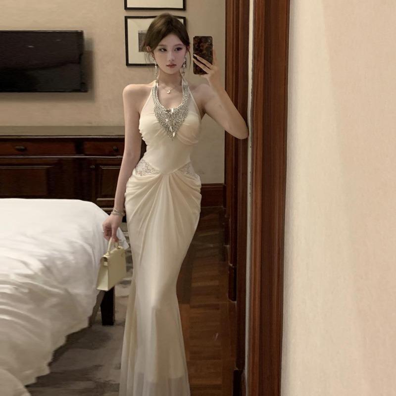 Women's South East Asia Celebrity Temperament Heavy Industry Bead Dress Slim Skinny Dress