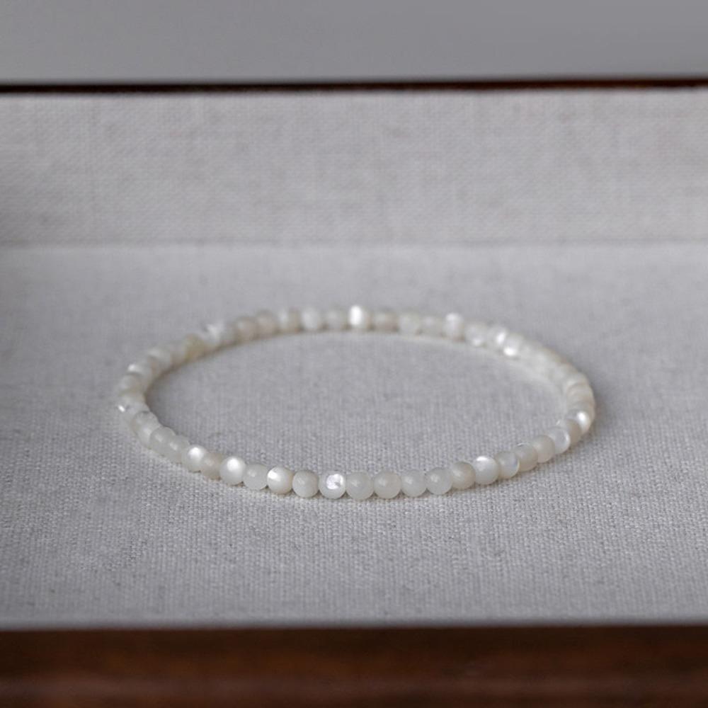 Xiaomi Natural Mother-of-pearl Elastic Bracelet, Exquisite, Stackable, with White Shell Beads, for Women, Simple and Elegant Jewelry.