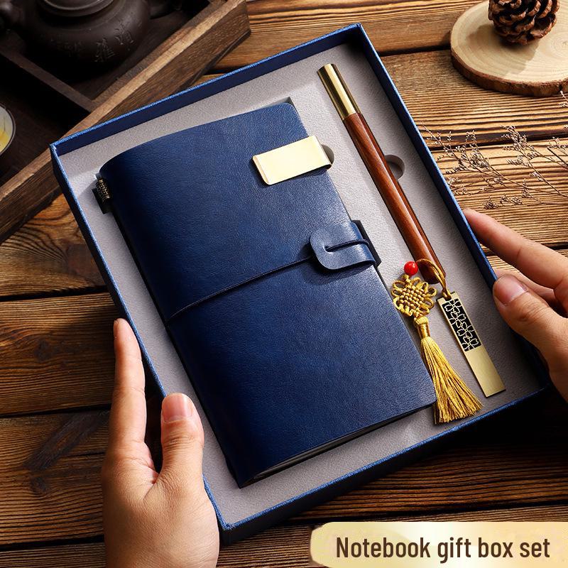 Retro Travel Notebook: High-End Corporate Souvenir Gift Set