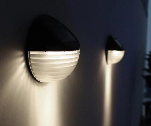 Lampa Solarna Led Naświetlacz Kinkiet Ogrodowy