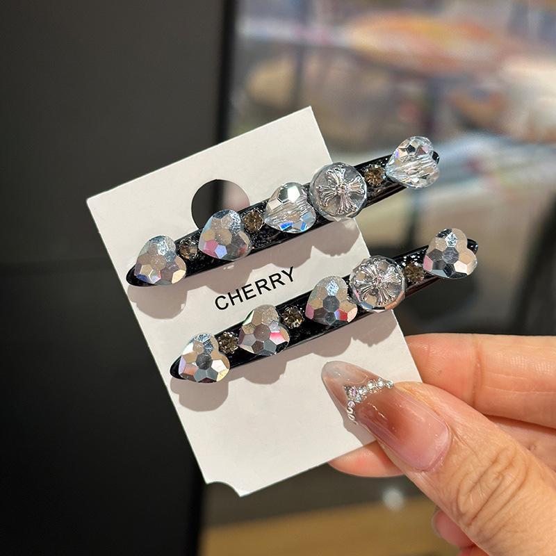 

Изысканная заколка для волос со стразами, светящимися в ультрафиолете - Высококлассный, супер блестящий модный аксессуар для челки и боков.