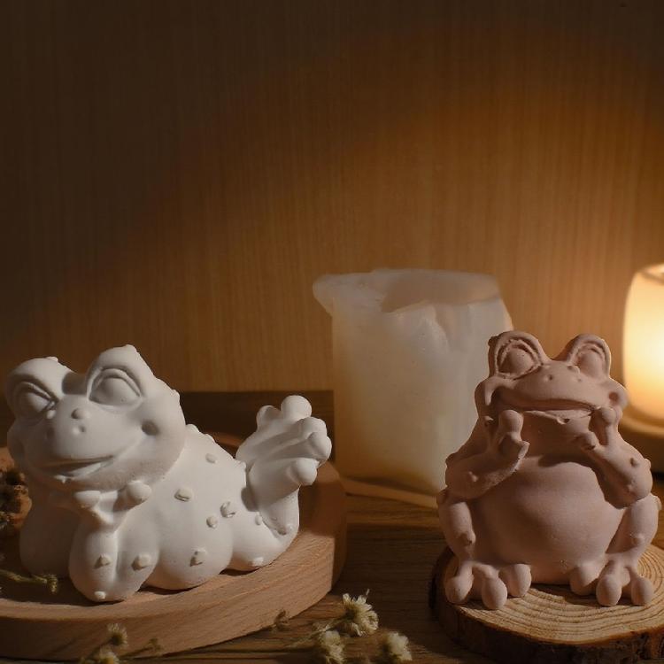 Flexible Frogs Shaped Silicone Mould With Detailed Texture Ideal For Handmade Candle Soaps Craft Easy Demolding