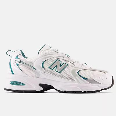 Sneakers New Balance White Version 530