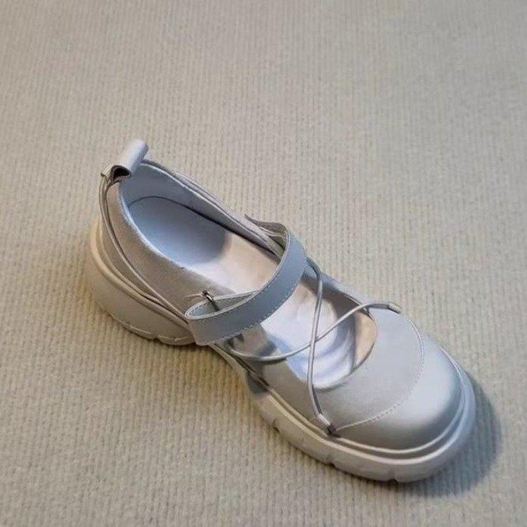 

Туфли Мэри Джейн на платформе женские 2025 весна и лето новые универсальные увеличивающие рост универсальные маленькие кожаные туфли повседневные туфли на липучке женские 40 грязно-белый