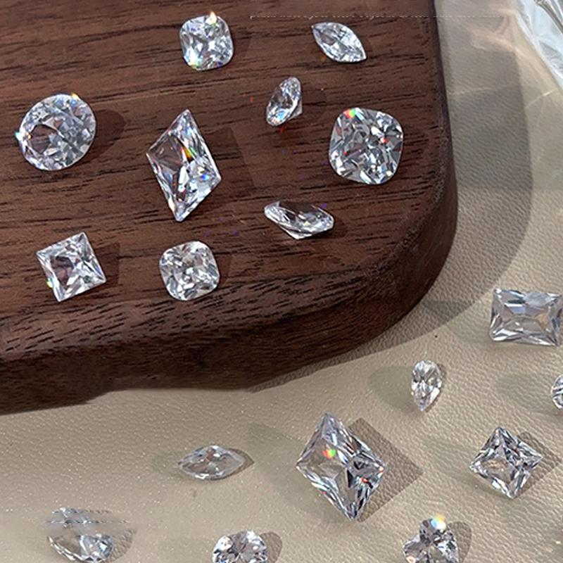 5Pcs Sparkling Transparent Zircon Nail Art Shiny Clear Pointed Bottom  3D Diy Manicure Decoration Accessorie