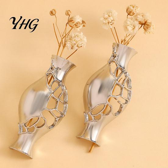 Hollow Vase Earrings 1 Pair Flower for Women, Retro Metal Shape Minimalist Daily Wear Earrings, DIY Bouquets Floral Holder Jewelry Wedding Prom