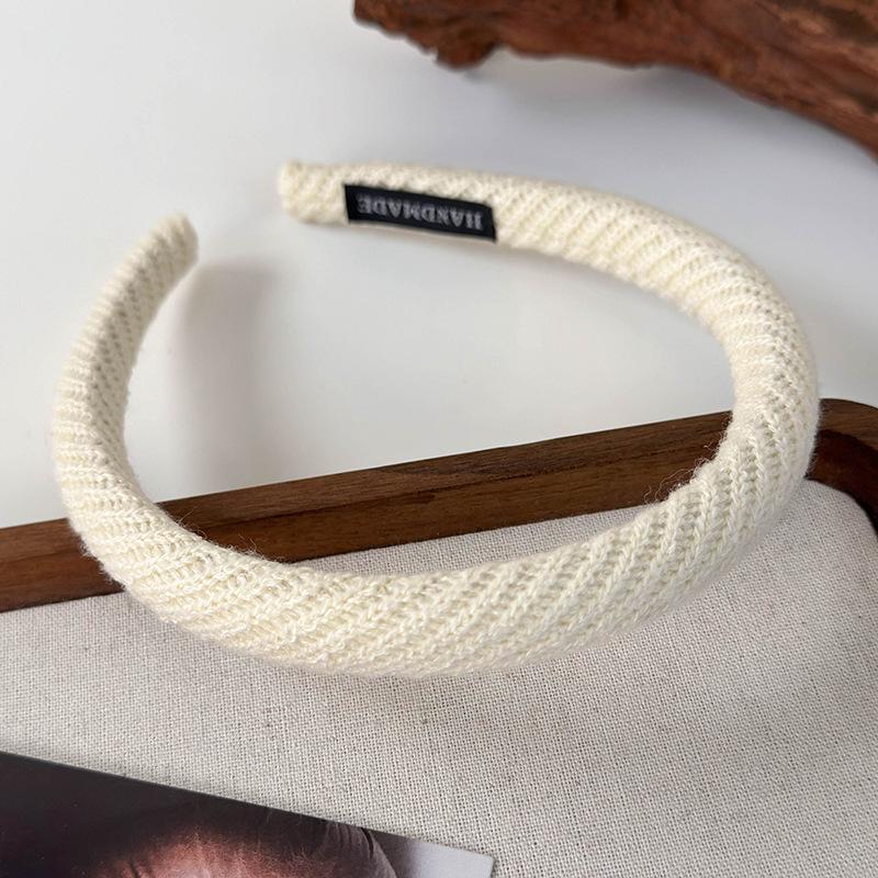 Autumn & Winter Korean Style Vintage Wool Twill Headband for Elegant Outings