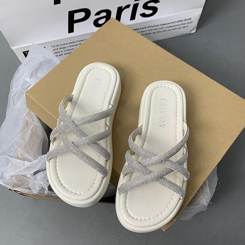 2024 Summer Thick-soled New Rhinestone Cross-strap Outer Slippers Fashionable Versatile Beach Shoes Fashionable Cool Slippers