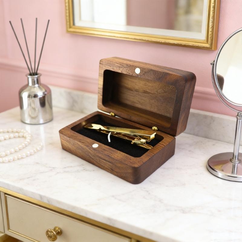 Wood Magnetic Jewelry Gift Box Designs For Travel And Home Use Featuring Secure Closure And Natural Finish