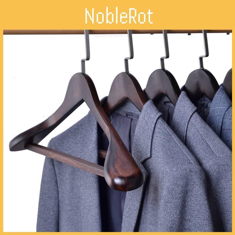 Wood Solid Hanger Ultra Wide Shoulders And Anti Slip Design For Rotating Hook