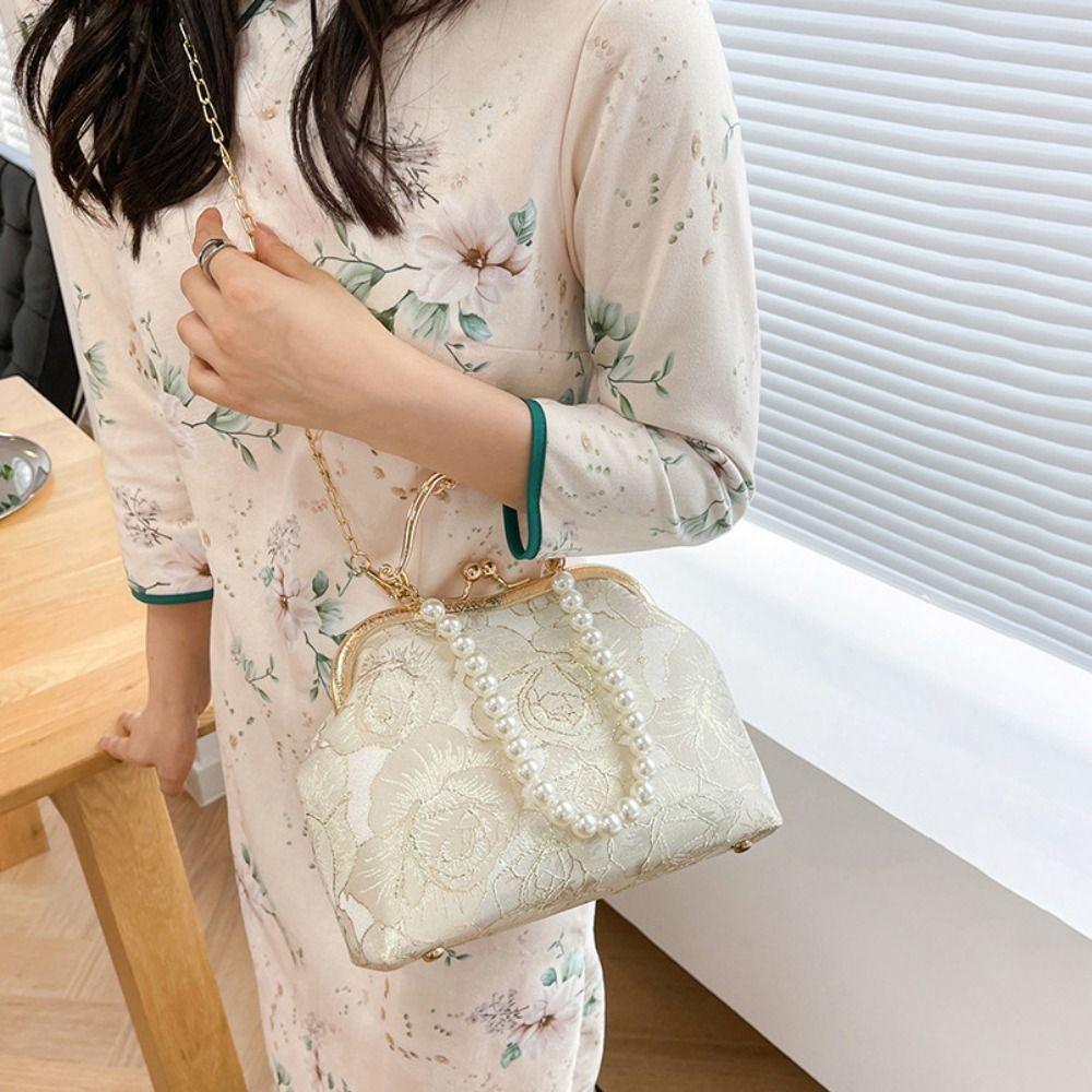 

Sweet Ladies Evening Bags Pearl Clutch Bag Casual Wrist Bag Women Style1