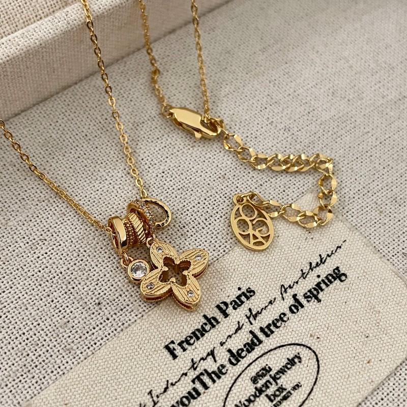 Exquisite Zirconia Flower Pendant Necklace with Round Ring and Sweater Chain - Light Luxury Petal Collarbone Accessory.