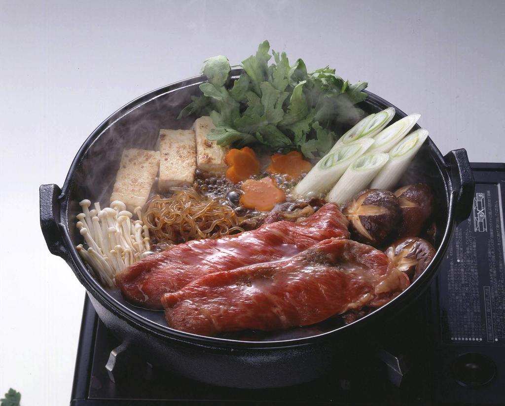 Castle Enterprise Ikenaga Iron Works Living with Iron Sukiyaki Pot "Kizuna" 26cm IH Compatible Gift Wrapping Available
