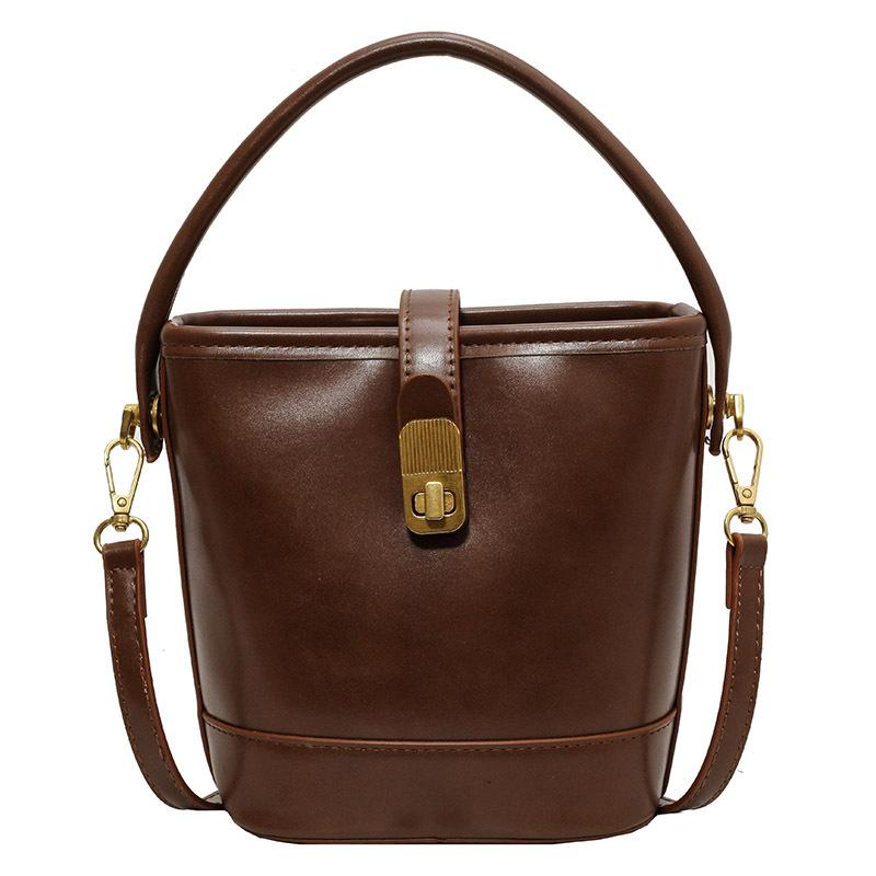 Korean version of retro handbag bag women's 2025 new autumn and winter simple versatile bucket bag niche messenger shoulder bag