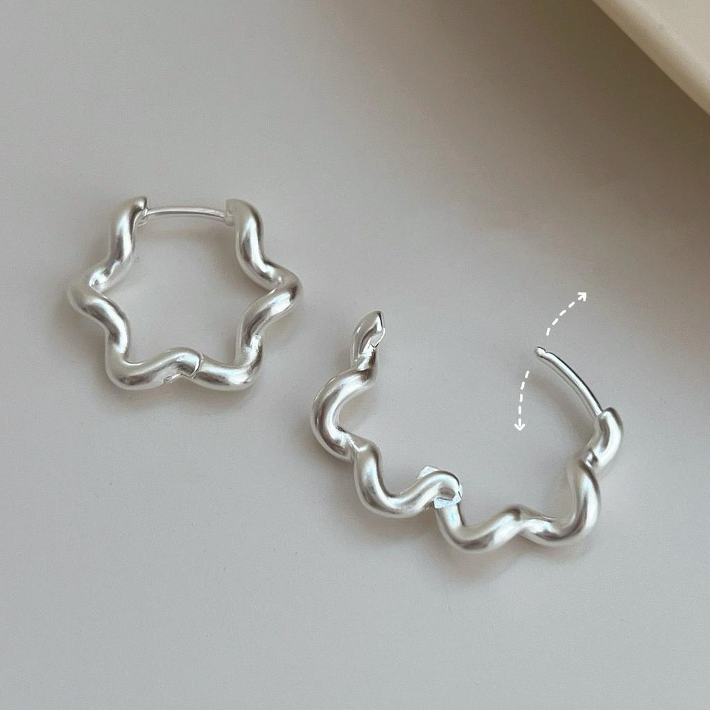 925 Sterling Silver Vintage Earrings For Women Trendy Simple Flower Shape Earring Jewelry Prevent Allergy Party Accessories