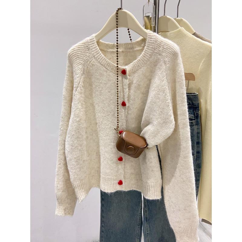 Love Button Gentle Wind Knitted Sweater Women's Spring and Autumn Temperament Versatile Top Lazy Sweater Jacket