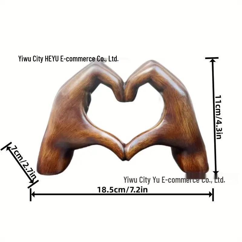 Heart-Shaped Wood Grain Resin Ornament — Perfect Desktop Decoration & Gift for Couples