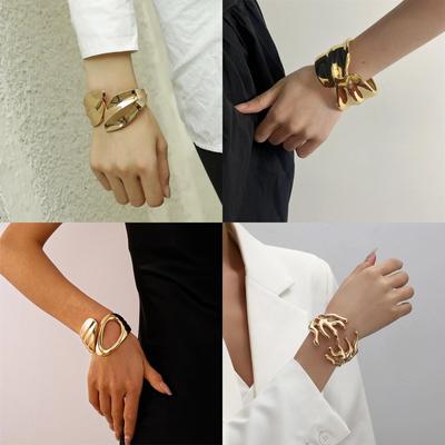 European and American Open Irregular Crossover Polished Bangle