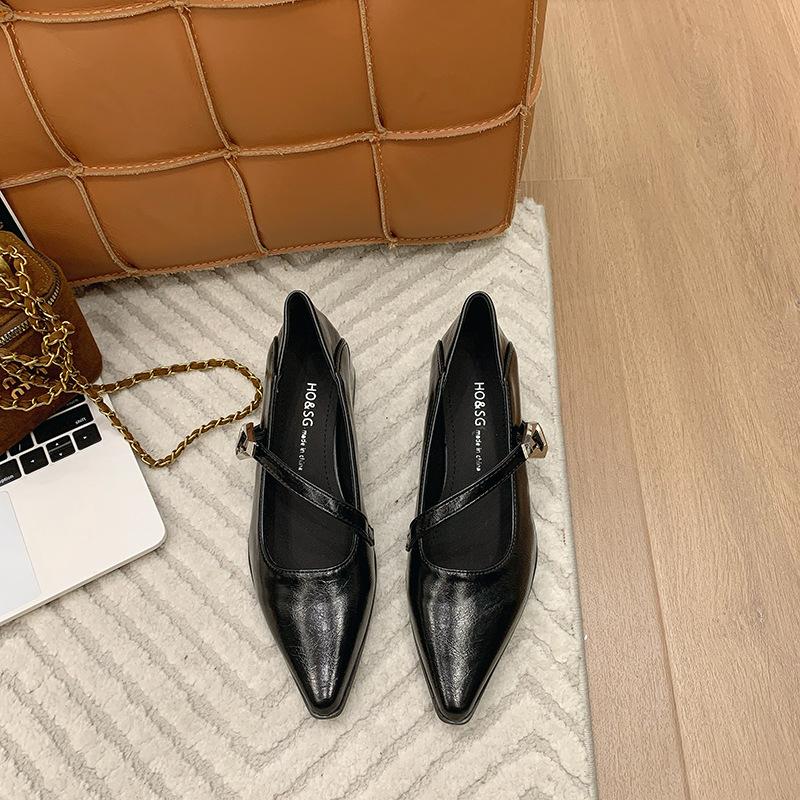 2025 new women's shoes spring thick heel pointed one-word buckle shallow mouth Mary Jane shoes small leather shoes temperament single shoes