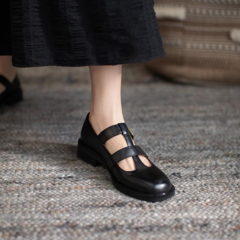 Fashion NEW Spring/Autumn Women Pumps Genuine Leather Shoes for Women Round Toe Low Heel Shoes Buckle Strap Shallow Mary Janes Shoes