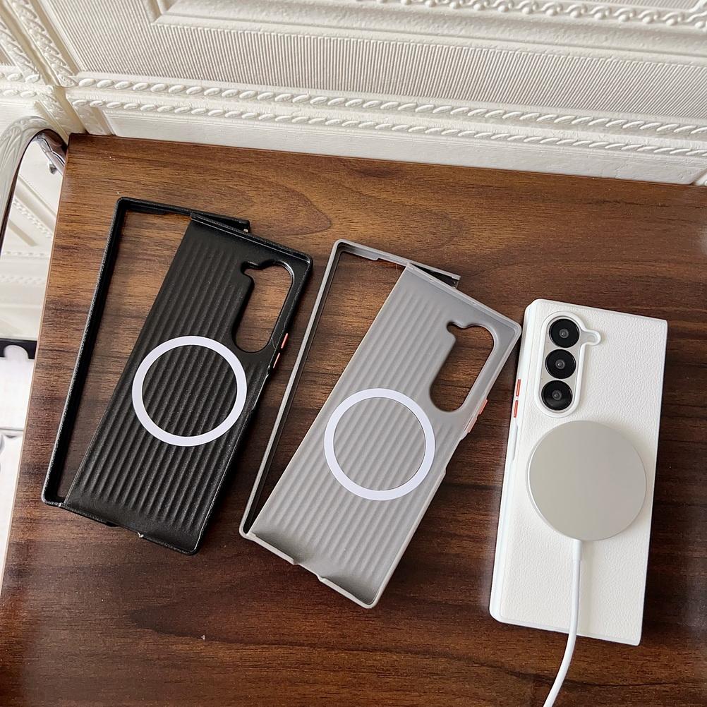 Pebbled Plain Leather Red Thin Circle Magnetic Case For Samsung Z Fold 7 fold7 Fold 6 Galaxy Z Fold 6 5 Camera protect Cover