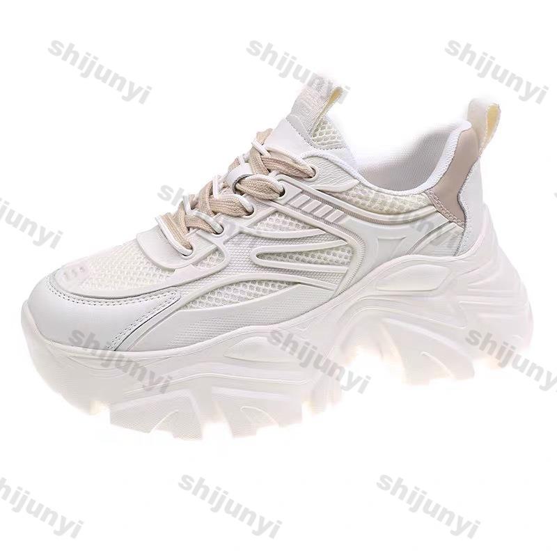 Fashion 2025 Spring Women's Sneakers Lace Up Anti Slip Comfortable New Breathable Casual Shoes Students Platform Outdoor Running Shoes