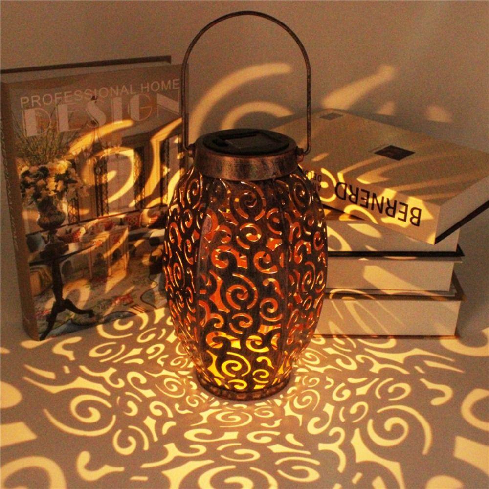 

Retro Solar Hanging Lantern with Handle Atmosphere Lamp Lawn Decoration Led Solar Light Courtyard