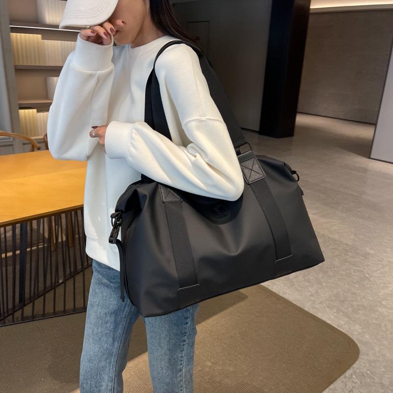 Women's Short Trip Portable Handbag: Large Capacity Korean Style Sports & Fitness Luggage Bag