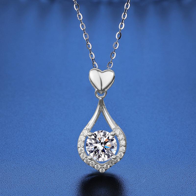 Moissanite Heart Pendant Necklace: S925 Silver, Simple, Elegant, Perfect Gift for Her.