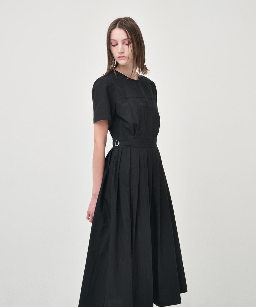 Etmont Half Sleeve Pleats Dress, Black
