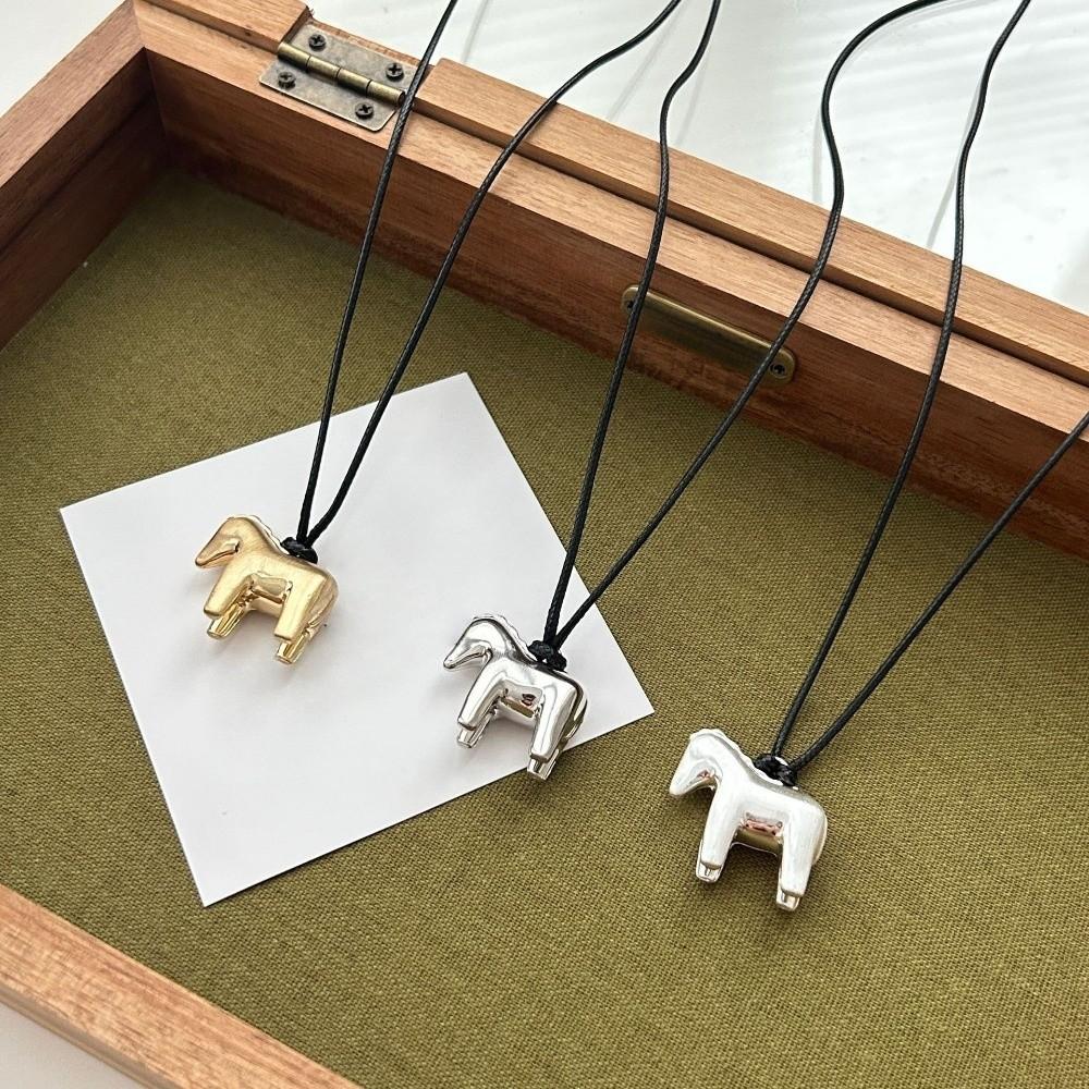 Zinc Zinc Alloy Pony Sweater Chain Adjustable Leather Rope Necklace Horse Pendant Necklace Decoration