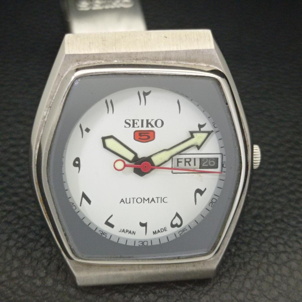 GENUINE VINTAGE SEIKO 5 AUTOMATIC 6119C JAPAN MENS WHITE DIAL WATCH A702463-5 R124-a702463