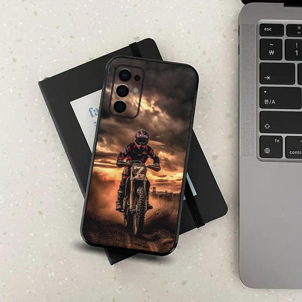 Motocross Motorcycle Dirt Bikes Phone Case For Samsung S24,S21,S22,S23,S30,Ultra,S20,Plus,Fe,Lite,Note,10,9,5G Black Soft Cover