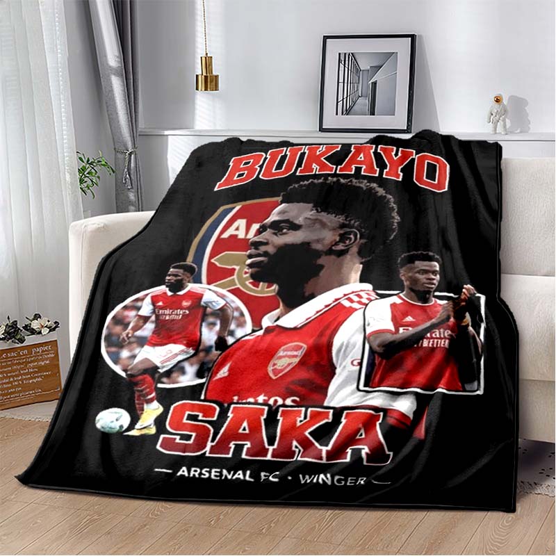 Bukayo Saka Football Fleece Blanket, Soccer Player Saka Red Background Print Throw Blanket, Soft Warm Blanket for Sofa Bedroom Fan Decor