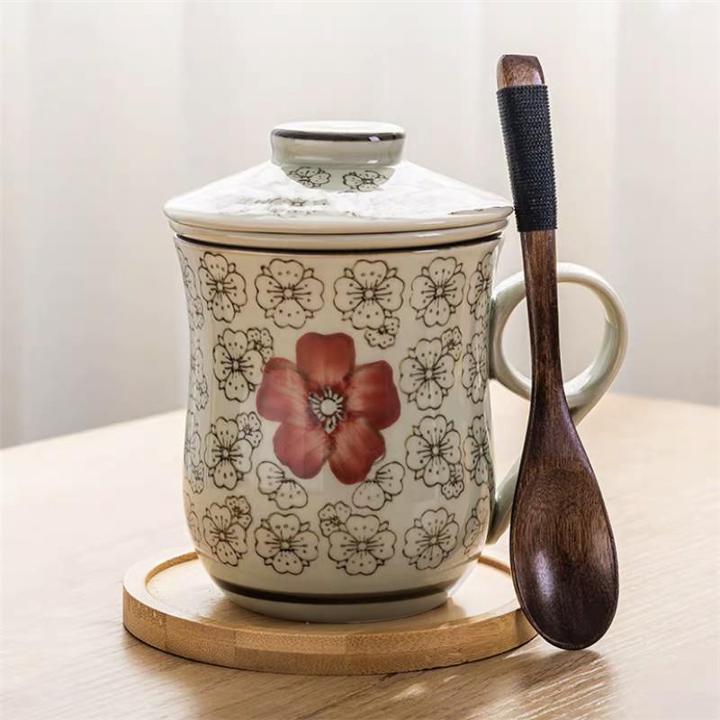 Modrobílý porcelánový šálek na čaj Keramický ručně malovaný Retro hrnek s oddělovačem na vodu a víčkem s filtrem Kancelářské šálky na čaj Nápojové nádobí