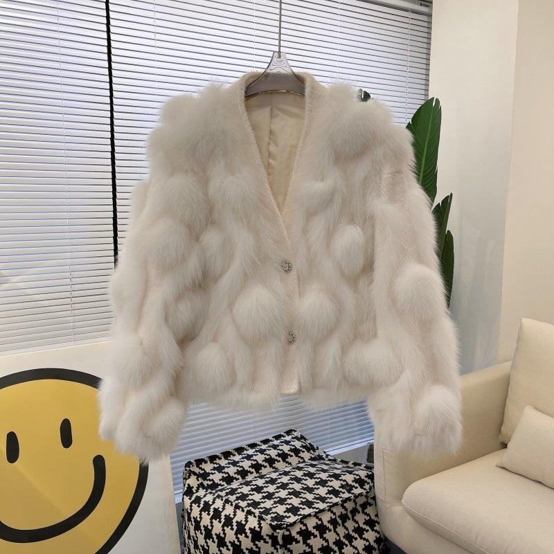 

Imitation fox fur jacket femininity celebrity short new winter light wool cardigan top L recommends 118-67.5 kg