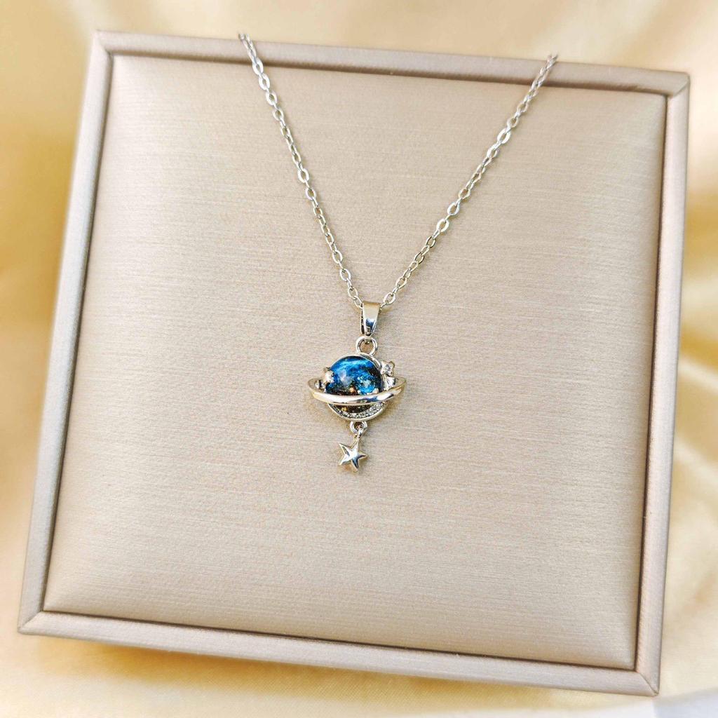 Europäisch-Amerikanische Sternenhimmel Stein Anhänger Halskette für Damen - Hochwertiges Design Schlüsselbein Choker