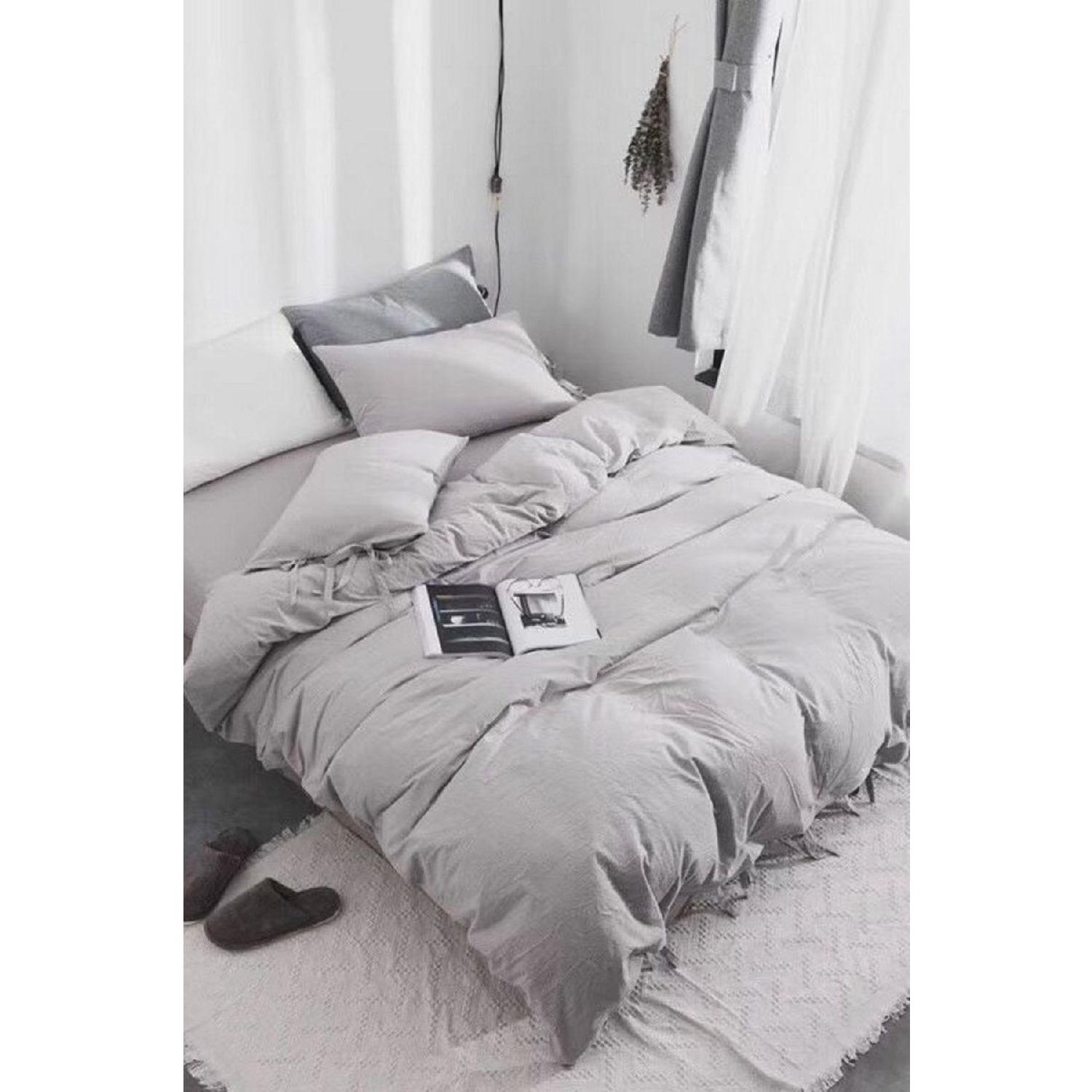 

Double Gray Duvet Cover Set сіро блакитний колір