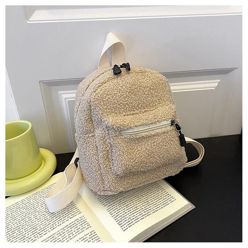 

Мини-плюшевый рюкзак, однотонный женский рюкзак для маленьких девочек, дикая мода, мягкий осенне-зимний стильный маленький рюкзак для уличных покупок