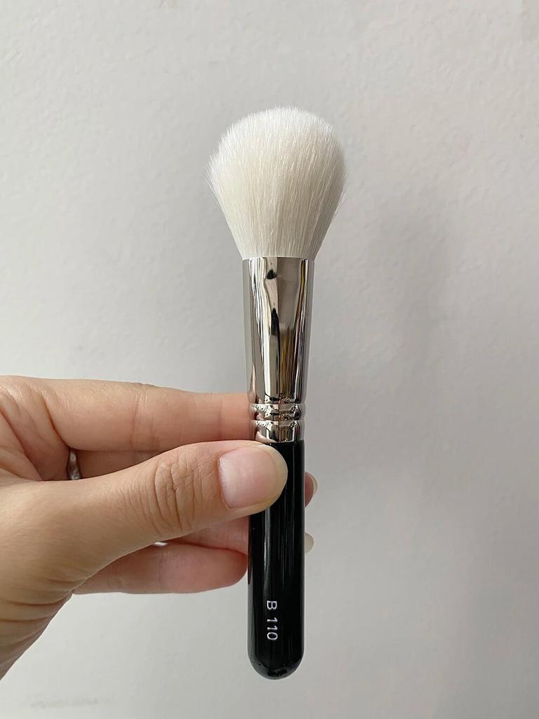 MAKEUP BRUSH B110 Round BLUSH J4003 Angled HIGHLIGHT Brush - Gold - Quality Goat Brisltes Cosmetics Powder Bronzer Blending Tools