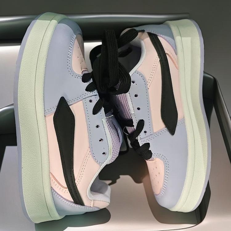 

2024 новые розовые туфли на платформе с высокой посадкой женские корейские нишевые осенние универсальные повседневные туфли из кожи с панелями 35 фиолетовый