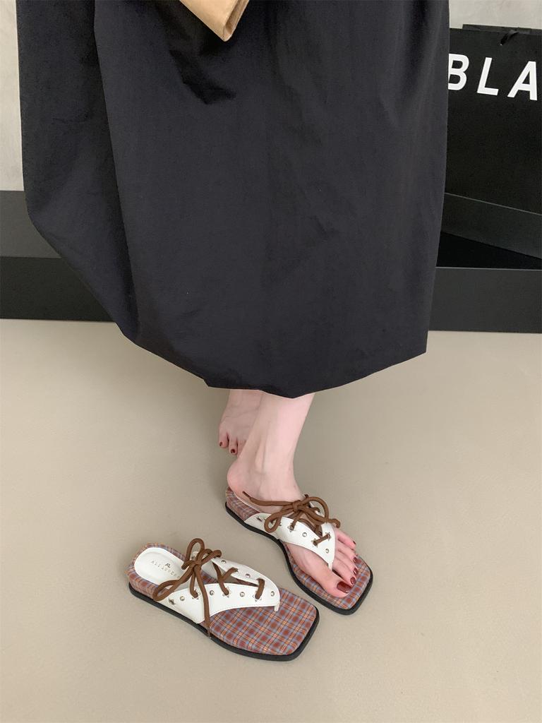 Flip Flops Sandals Slip-On Clip Toe Slippers For Women Outer Wear 2025 Summer Herringbone Slim Height Increasing Roman Sandals