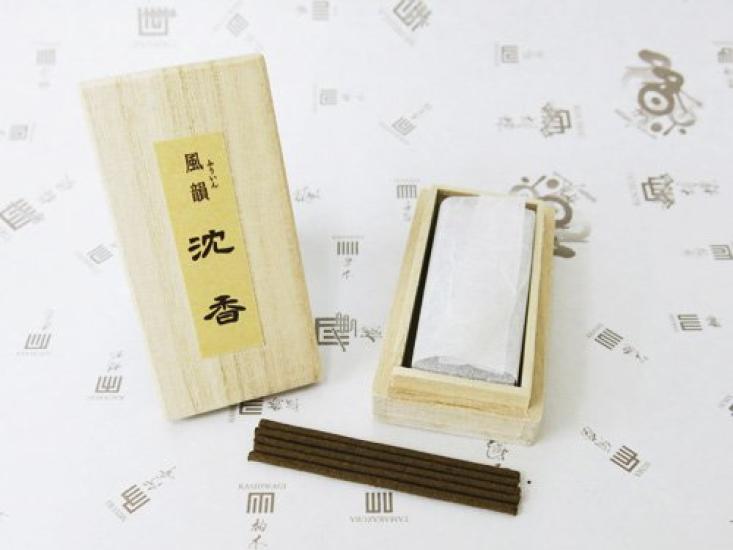 

Minorien incense Fuin Agarwood mini size 20 pieces