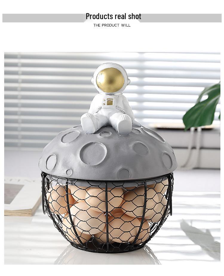 Creative Wrought Iron Hen Basket for Eggs, Garlic, Fruits, Snacks, and Kitchen Decor