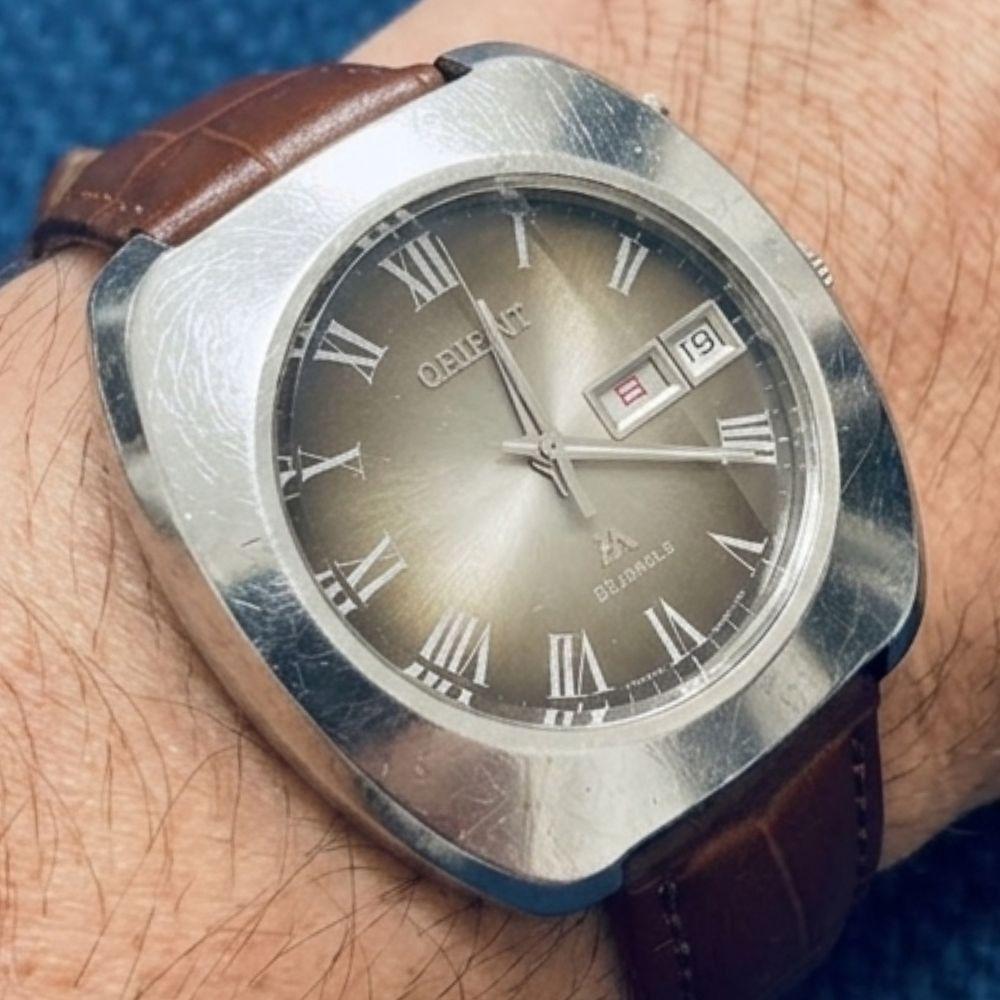Used [Men s Watch/Vintage] Orient Deluxe 23 Jewels Automatic Winding External Leather Strap Operating Item [874-34795]