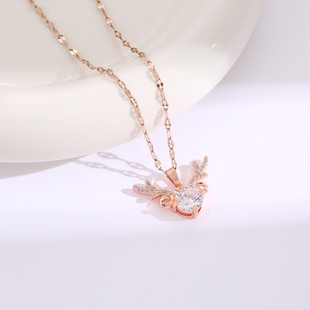 Hochwertige Damen Halskette aus Titanstahl mit vierblättrigem Kleeblatt - Nicht verblassend, vielseitige Schlüsselbeinkette