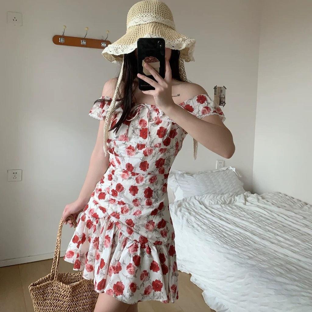 French vacation style red vacation style white retro floral dress waist thin beautiful small flying sleeve short skirt
