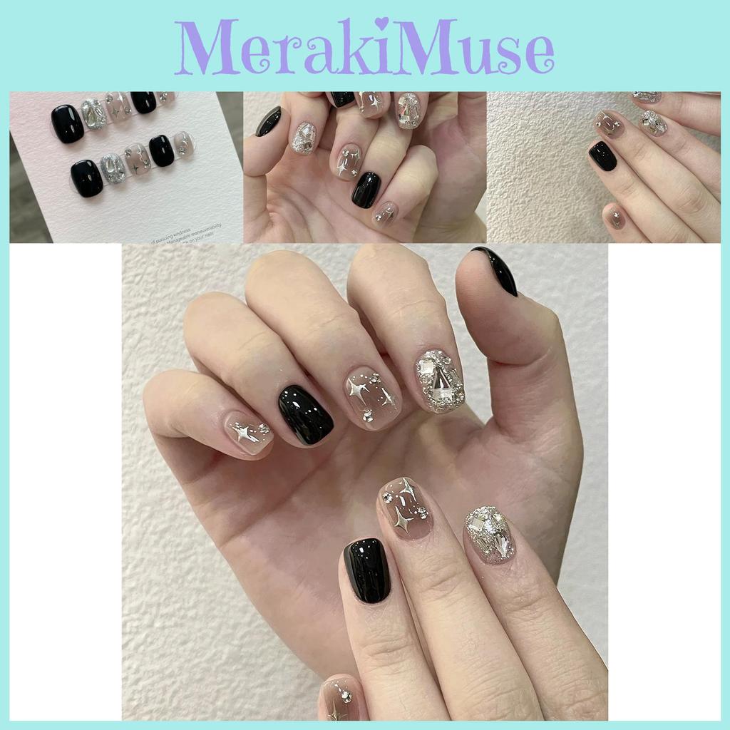 Short Fake Nail Decals With Black Sparkling Water Diamoans And Star Motifs For Cute And Trendy Nail Looks