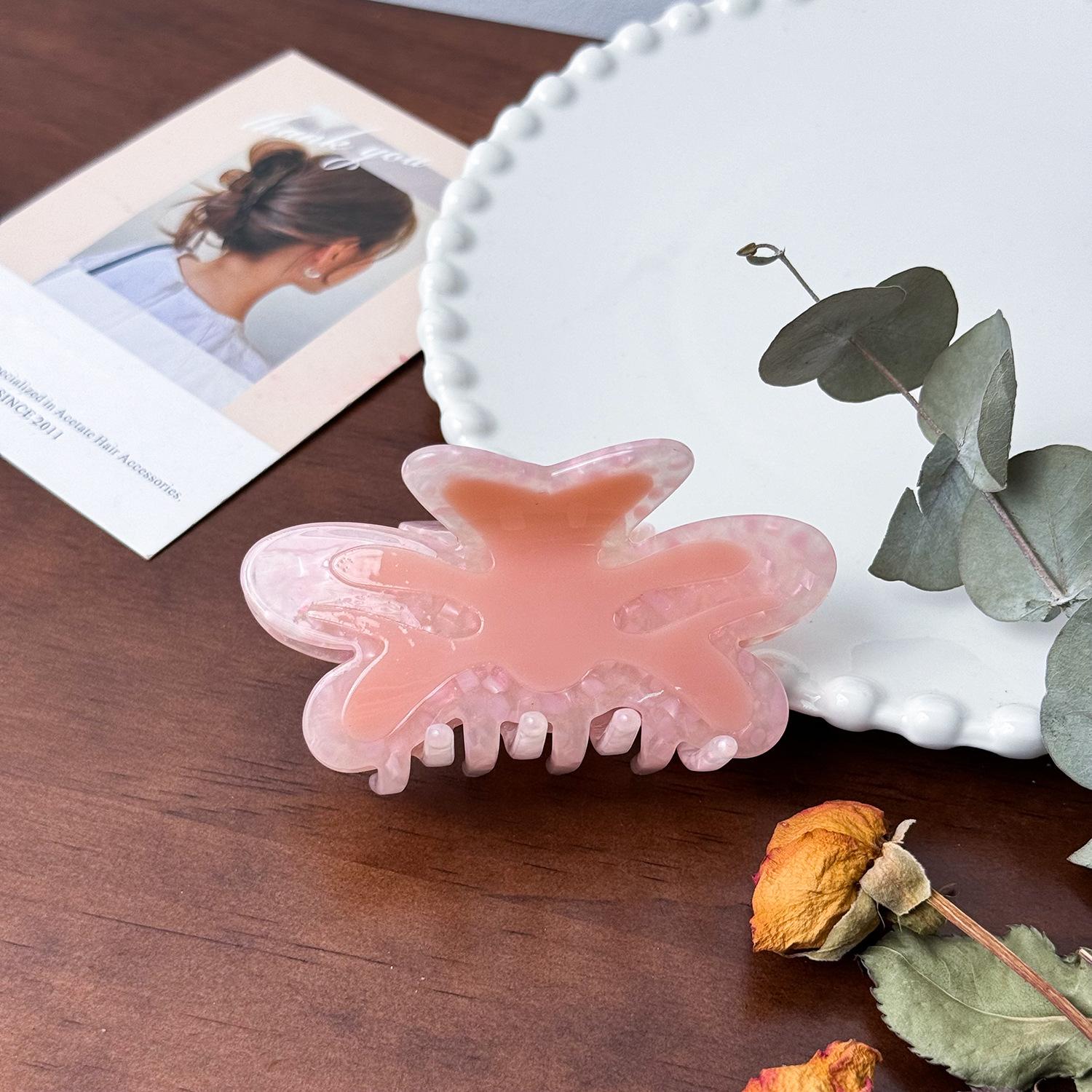 

Versatile Hair Vibrant Claw Clip For Women Featuring Stylish Polka Dot Patterns For All Occasions Pink Dot